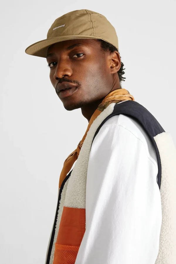 Fashion Edmmond Studios Shearling Vest Plain Off White